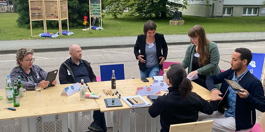 BVV-Planspiel Fahrradstrasse der Stadtbibliothek Lichtenberg im Kiezlabor des CityLAB Berlin